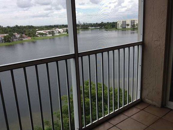 2nd image of 10700 NW 66th St APT 506