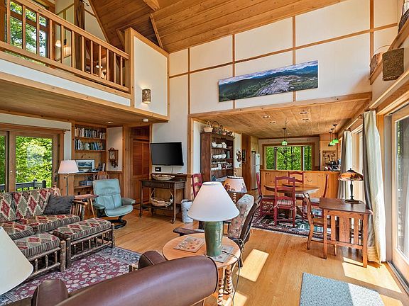 5th image of 45 Snow Shoe Way