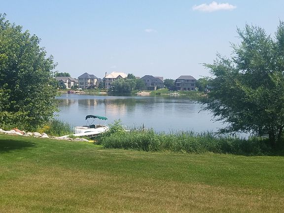 2nd image of 2907 Aspen Lake Dr NE
