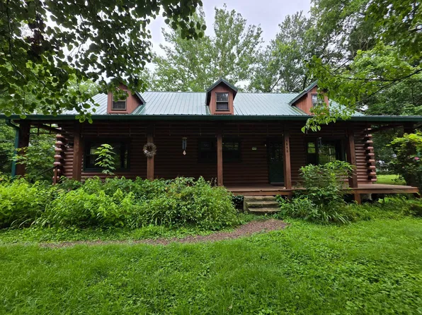 4848 Lynn Creek Rd, Lavalette, WV 25535