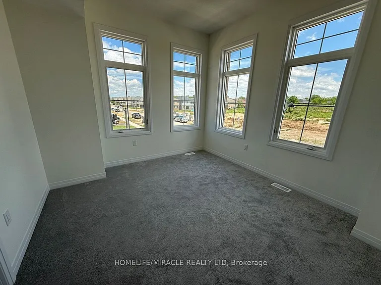 40 Turnbull Dr — Photo 11