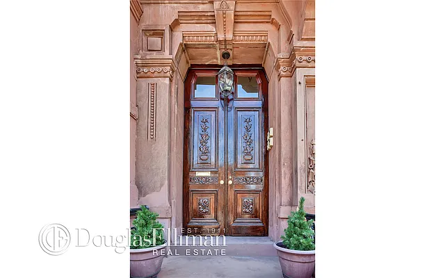 Rented by Douglas Elliman | media 36