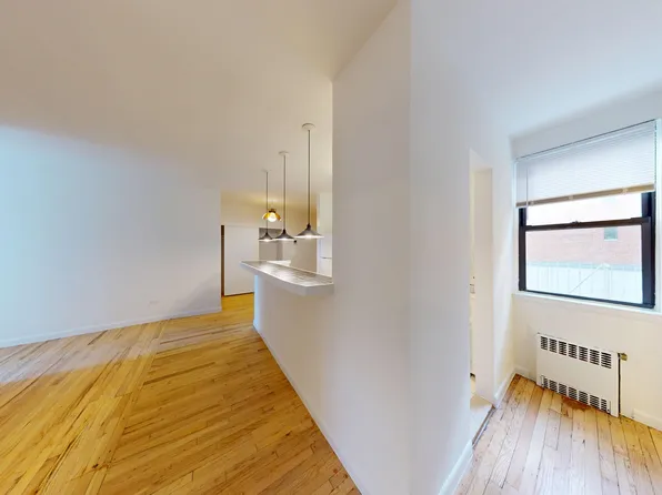 1238 2nd Avenue image 7 of 16