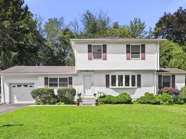 3 Autumn Drive, Tappan, NY 10983