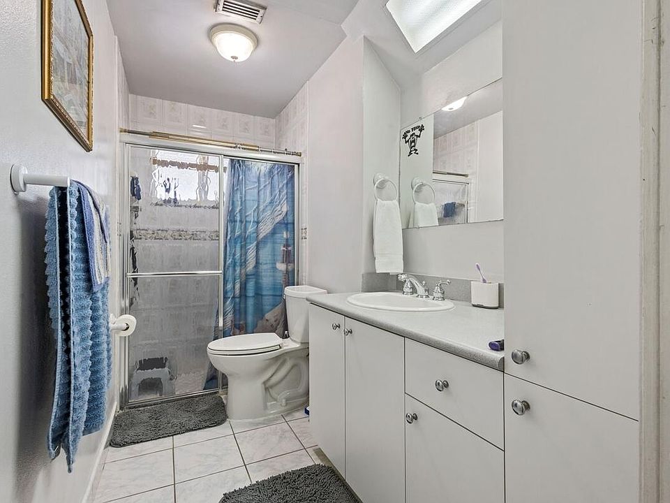 1st image of 101 NE 195th Street