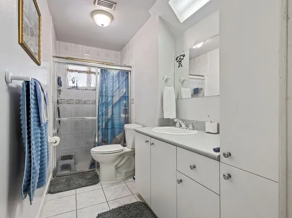 101 NE 195th Street, Miami, FL 33179