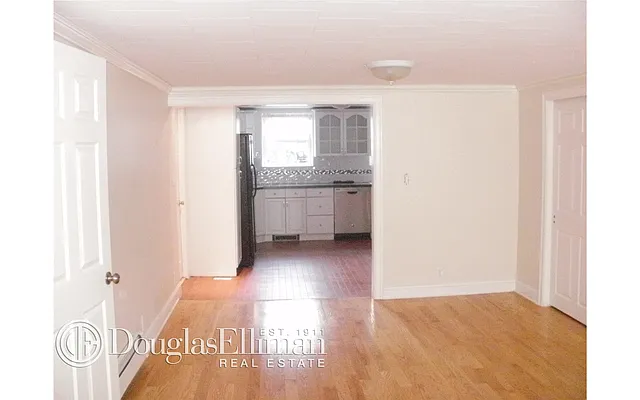 Rented by Douglas Elliman | media 31