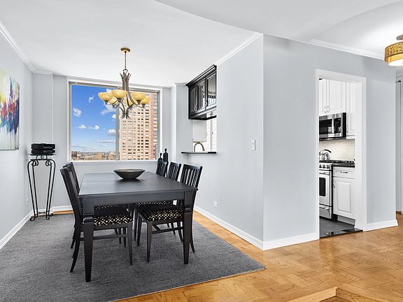 5th image of 515 E 79th St APT 28D