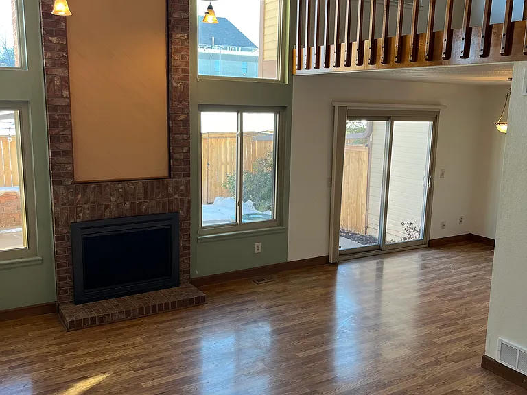 3952 E Weaver Ave — Photo 3