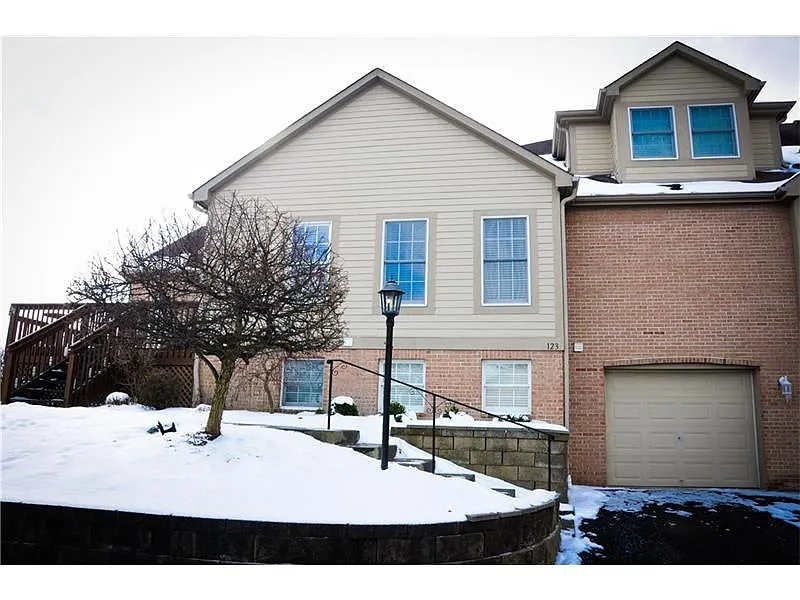 123 Linden Ct photo 1