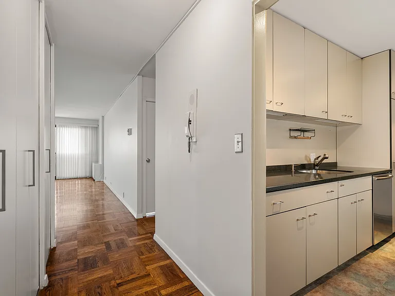 180 Beacon St #9 — Photo 11