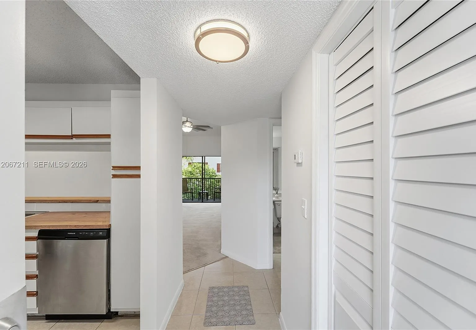 Beacon Place Condo — Photo 3