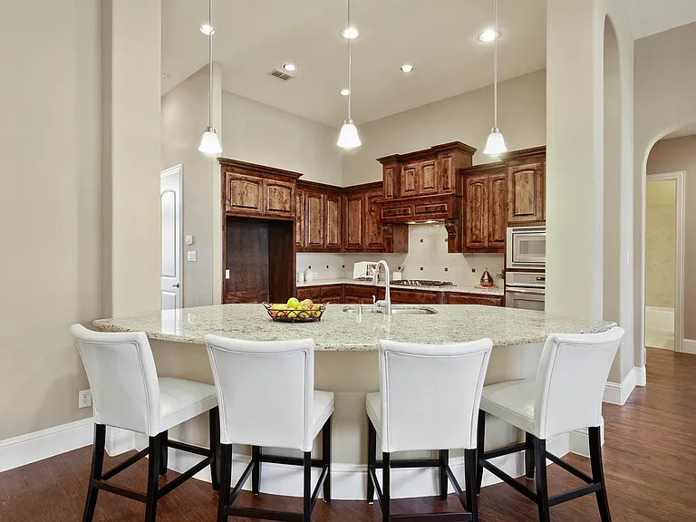 13732 Eleanor Ave — Photo 19