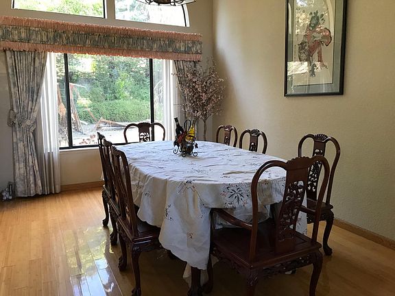 4th image of 44129 Glendora Dr