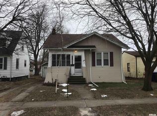 1131 8th Ave S, Clinton, IA 52732