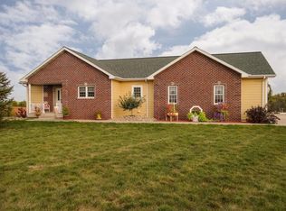 2386 Pilgrim Path, Oskaloosa, IA 52577