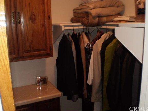 5th image of 634 N Treanor Ave