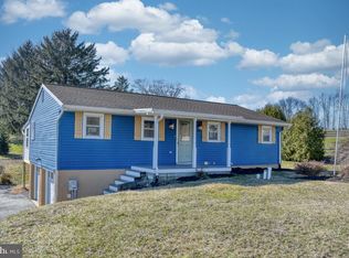 207 N Prospect Hill Dr, Schaefferstown, PA 17088