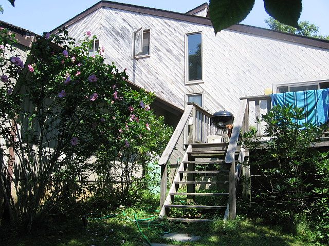 1st image of 134 Laurel Dr