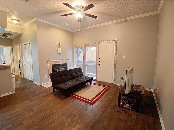 2nd image of 2606 Rio Grande St APT 101