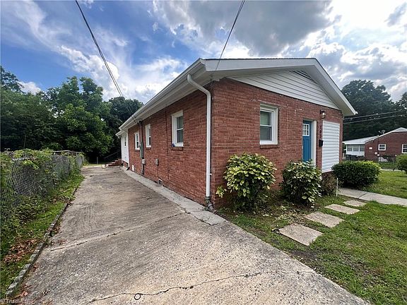 2nd image of 700-702 Tuscaloosa St