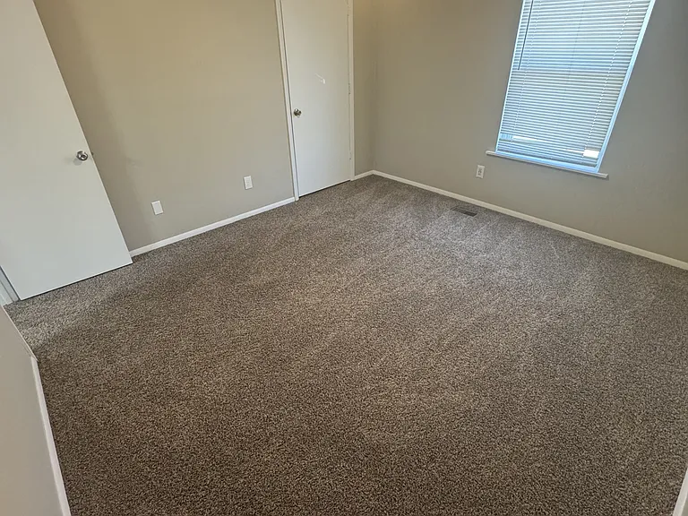 1321 Autumn Ave #3 — Photo 10