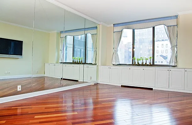 Rented by Broad Horizon Real Estate Inc | media 32