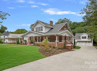 709 N Main St, Davidson, NC 28036