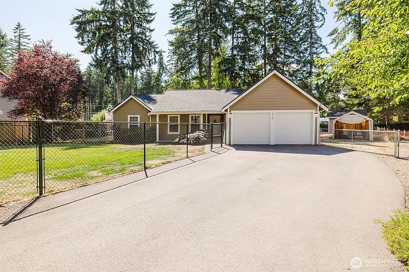 2nd image of 2616 196th Avenue SW