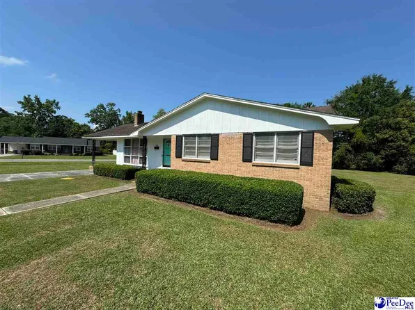 326 Smith St, Lake City, SC 29560