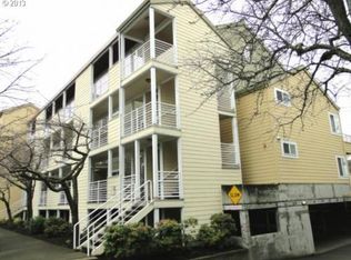 171 N Hayden Bay Dr, Portland, OR 97217