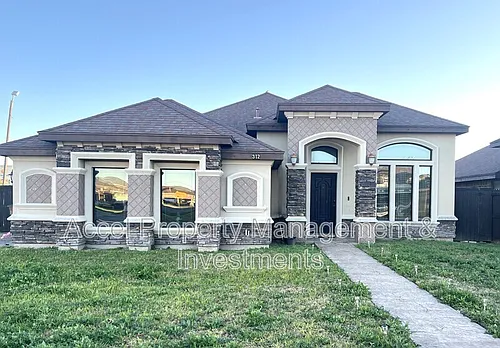 312 Kika De La Garza St Photo 1