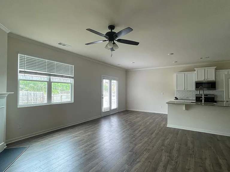 656 Quail Pass — Photo 13