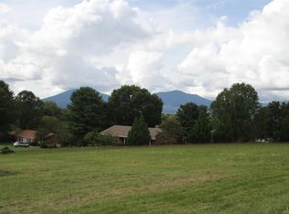 Wycliffe St, Bedford, VA 24523