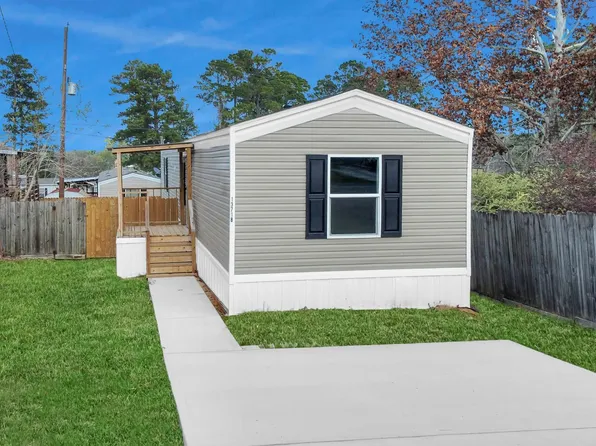 13718 Brigadier Dr, Willis, TX 77318