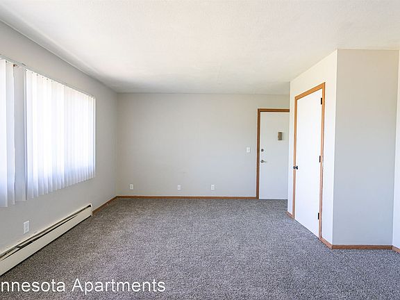 3rd image of 4055 Lyndale Ave N #5937183