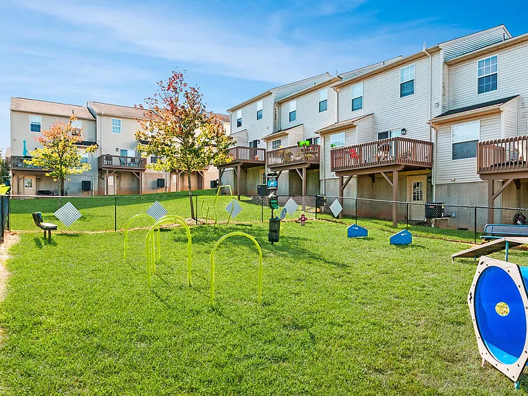 Lions Gate Townhomes — Photo 11