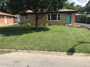 2416 Zurschmiede Dr, New Albany, IN 47150
