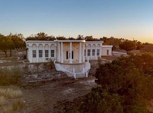 157 McCullough Ranch Rd, Kerrville, TX 78028