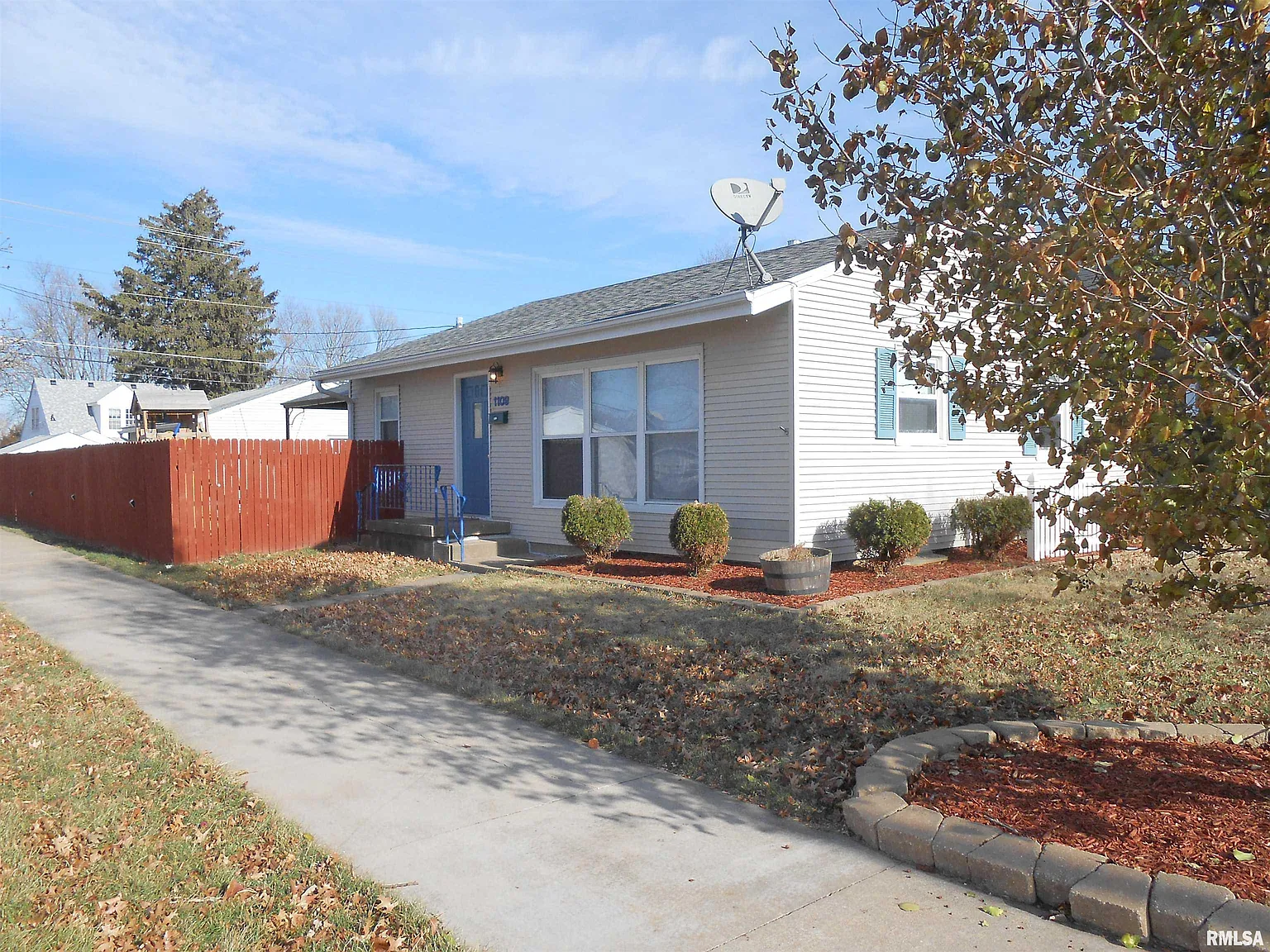 1109 Maiden Ln photo 1