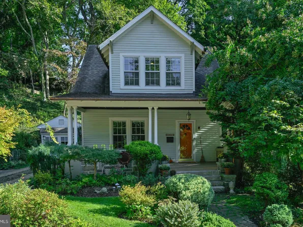 5805 Lochlea Rd, Baltimore, MD 21209