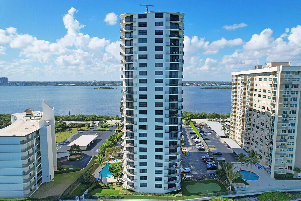 Building Photo - 5420 N Ocean Dr #1803