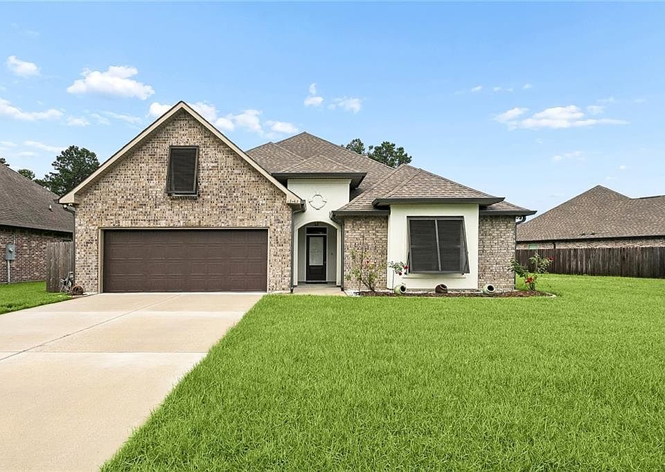 1st image of 42465 Jasper Ln