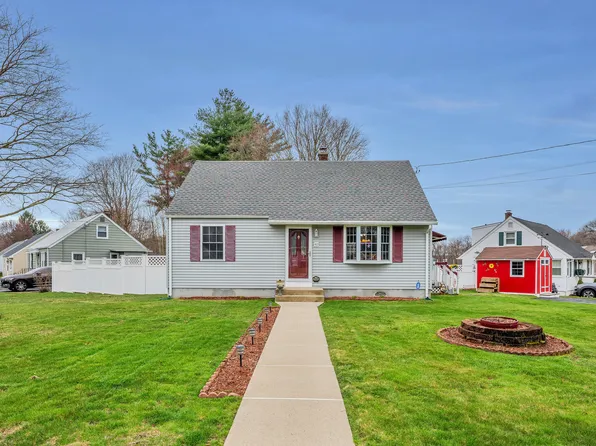 40 Crestwood Avenue, Waterbury, CT 06704