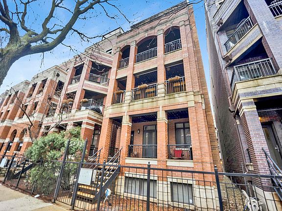 2nd image of 1033 W Monroe St Unit 2