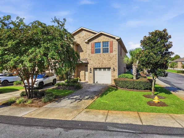 8737 Brown Pelican Cir, Navarre, FL 32566