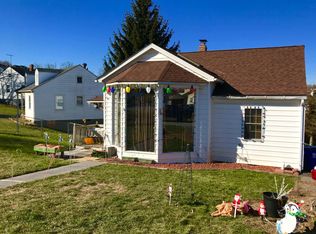 26 Lee Hy Ct, Christiansburg, VA 24073