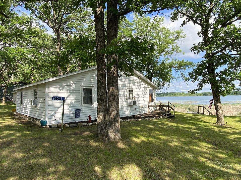 1st image of 24041 Clover Ln