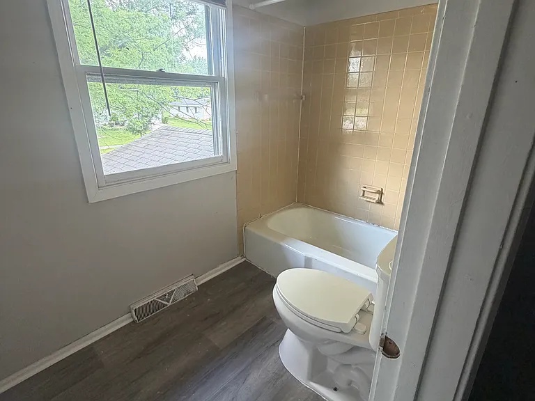 5119 Cloverbrook Dr — Photo 9