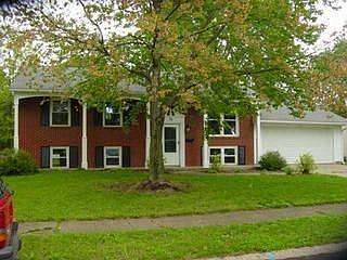 1st image of 76 Maureen Dr